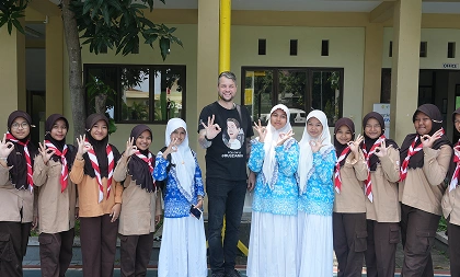 bulesampah-school